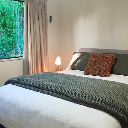 Pukemara Retreat Apartment Sandymount ภายนอก รูปภาพ
